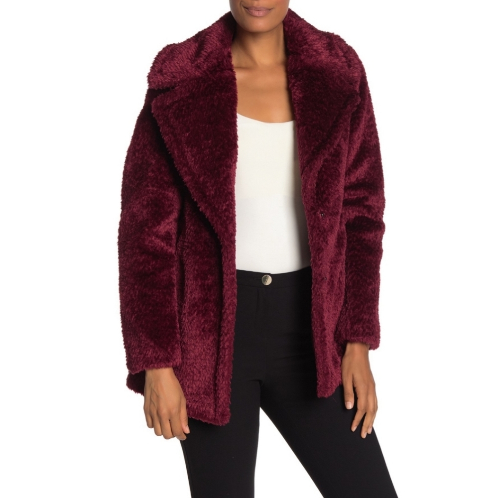 🆕️⬇️🎉HOST PICK🎉 French Connection Burgundy Vegan Fur Coat - Picture 2 of 12
